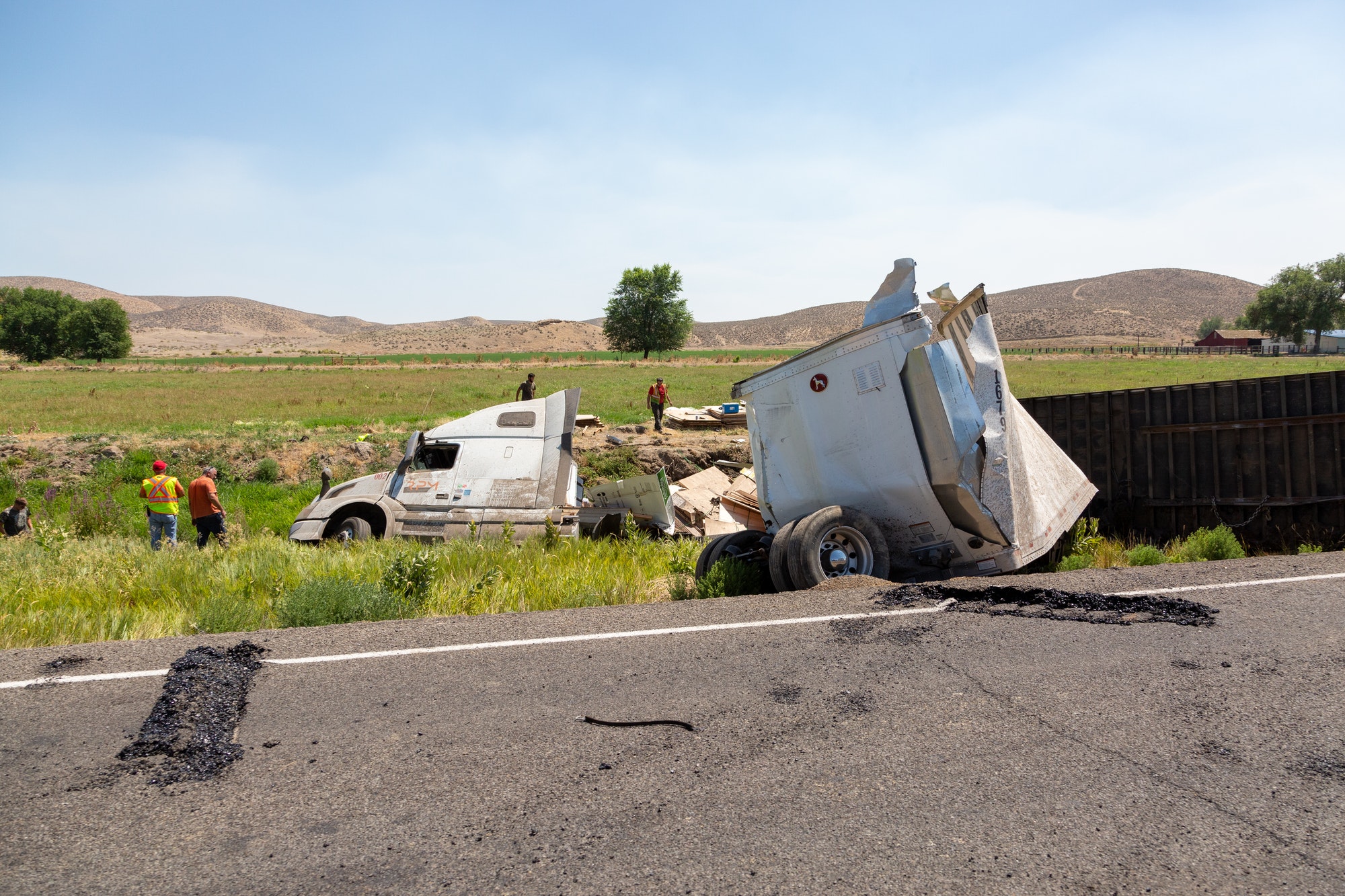Determining a Truck Accident Case - truck accident attorneys - Malone Legal Group